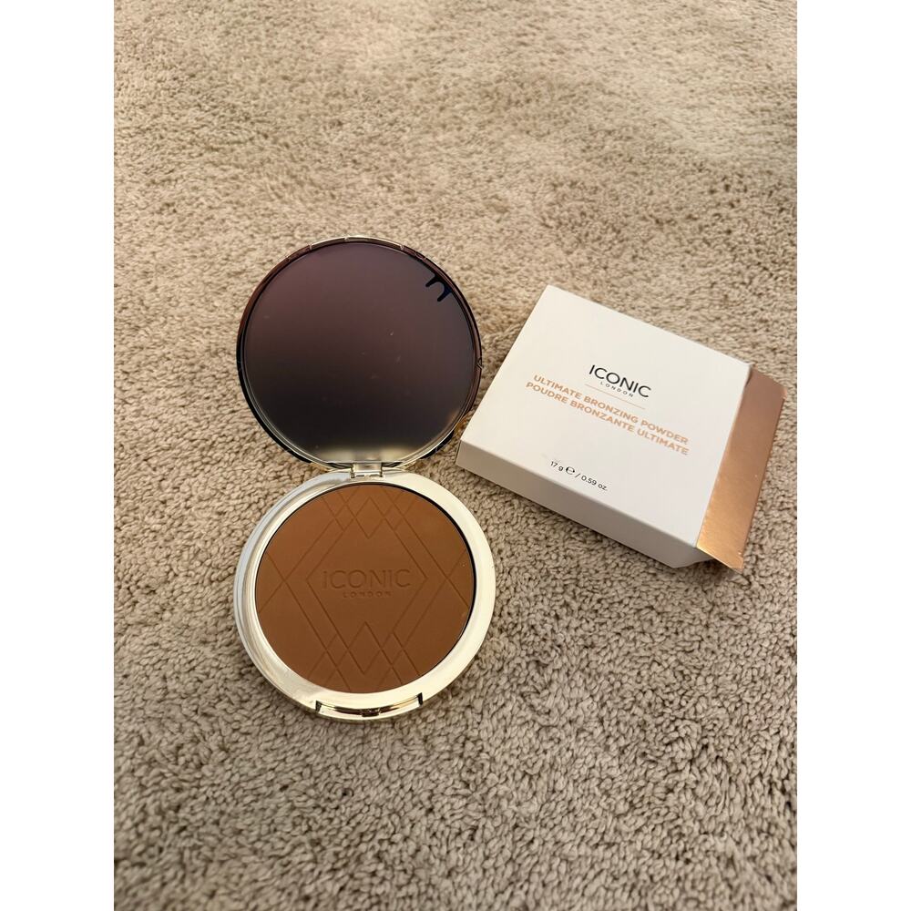 Iconic London bronzing powder